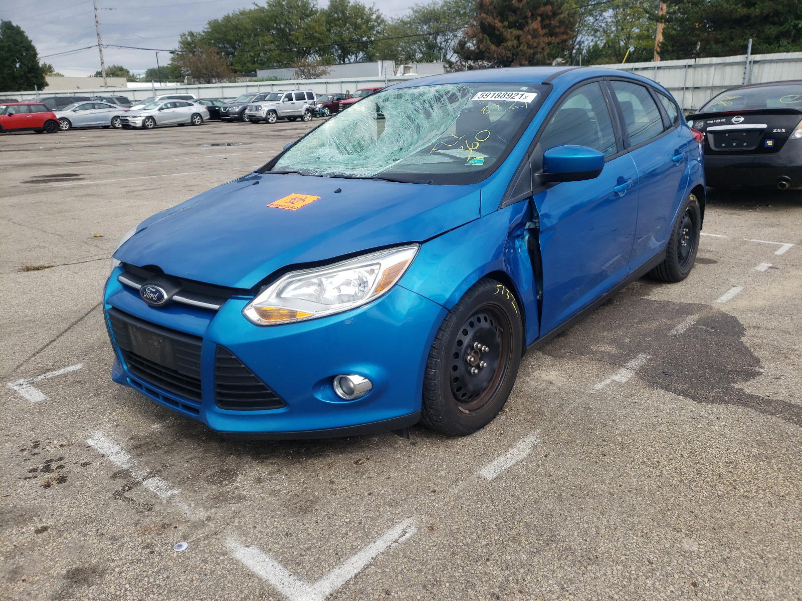 Photo 2 from auction – 2012 FORD FOCUS SE with VIN 1FAHP3K2XCL464758