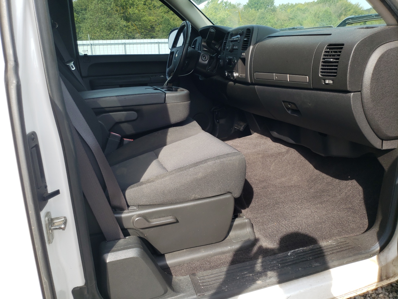 Zdjęcie 5 z aukcji – 2011 CHEVROLET SILVERADO z VIN 1GCRKSE33BZ460185