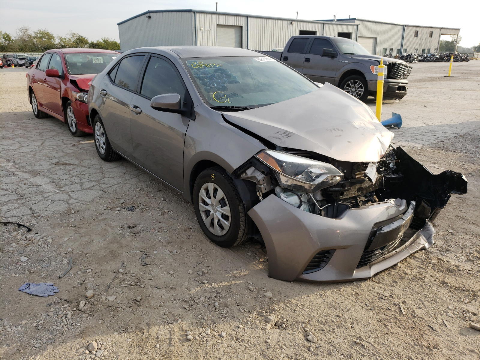 TOYOTA COROLLA EC 2016 with VIN 2T1BPRHE8GC689830 - Photo from auction