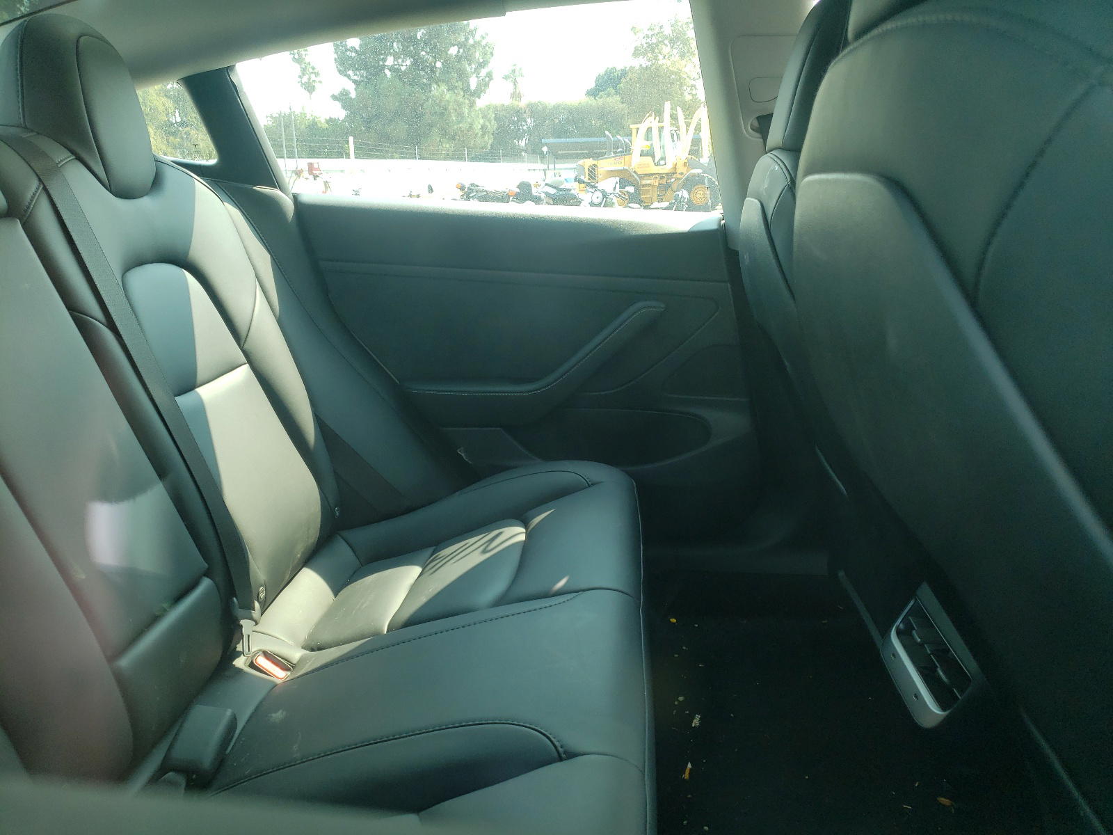 Photo 6 from auction – 2021 TESLA MODEL 3 with VIN 5YJ3E1EA1MF940241