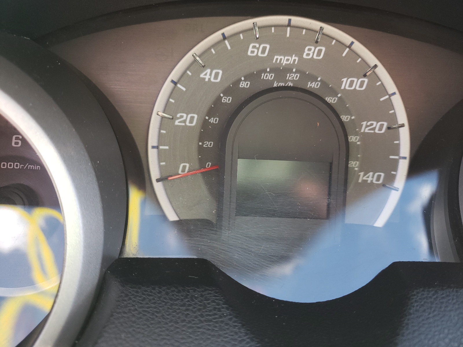 Photo 8 from auction – 2013 HONDA FIT with VIN JHMGE8H38DC003941