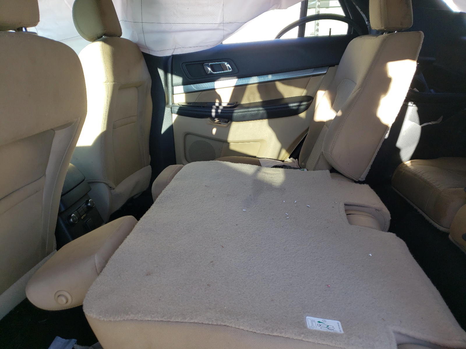 Photo 6 from auction – 2017 FORD EXPLORER with VIN 1FM5K7B81HGE07884