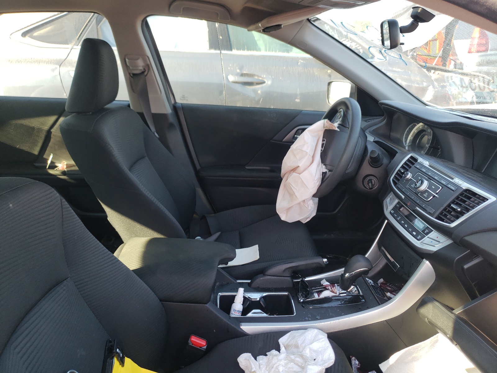 Photo 5 from auction – 2014 HONDA ACCORD LX with VIN 1HGCR2F33EA227928