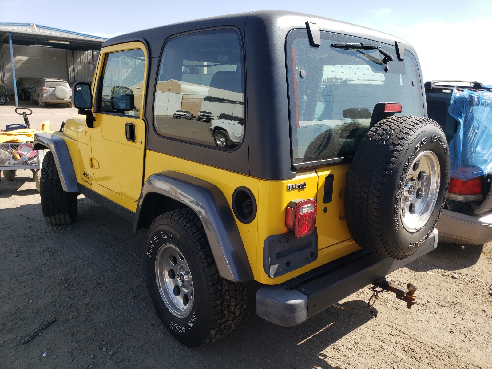 Photo 3 from auction – 2004 JEEP WRANGLER X with VIN 1J4FA39S84P781547