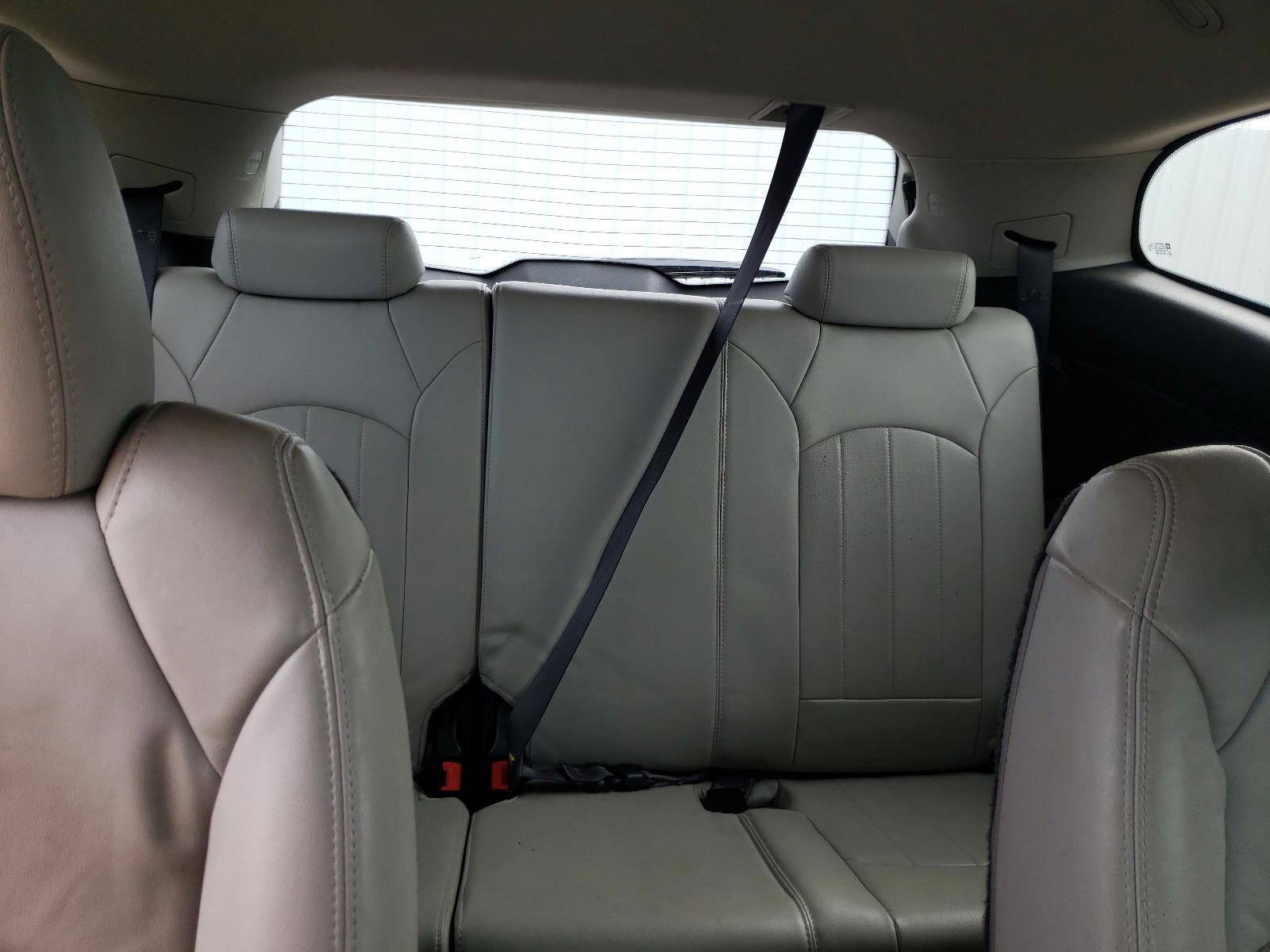 Photo 9 from auction – 2012 CHEVROLET TRAVERSE L with VIN 1GNKVLED7CJ111089