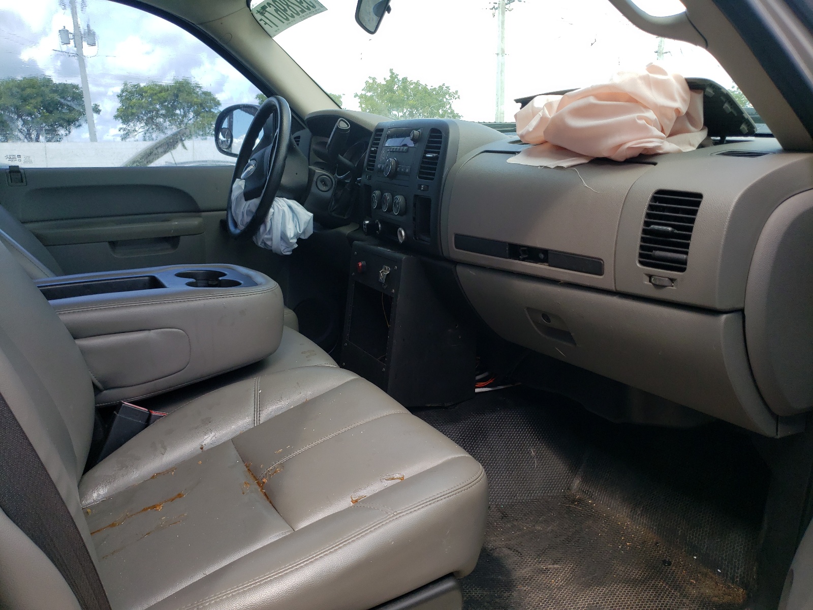 Photo 6 from auction – 2010 CHEVROLET SILVERADO with VIN 1GC3CVBG5AF156979