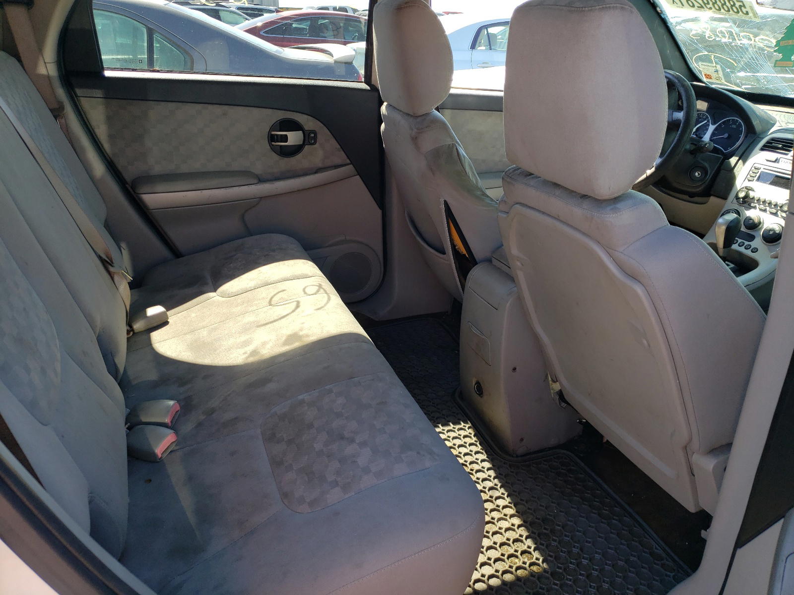 Photo 6 from auction – 2006 CHEVROLET EQUINOX LT with VIN 2CNDL63F566001085