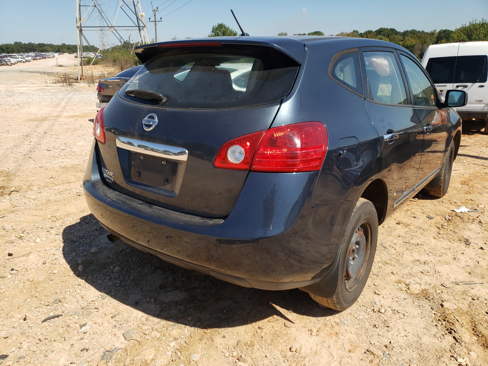 Photo 4 from auction – 2013 NISSAN ROGUE S with VIN JN8AS5MT5DW016668