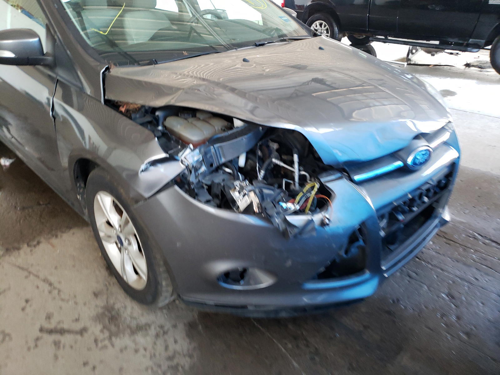 Photo 9 from auction – 2014 FORD FOCUS SE with VIN 1FADP3K29EL395286