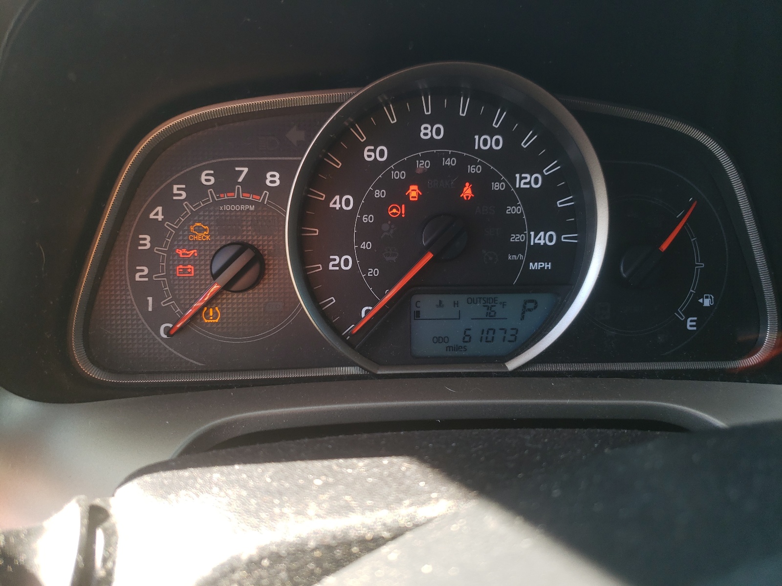 Photo 8 from auction – 2015 TOYOTA RAV4 XLE with VIN 2T3WFREV1FW173158