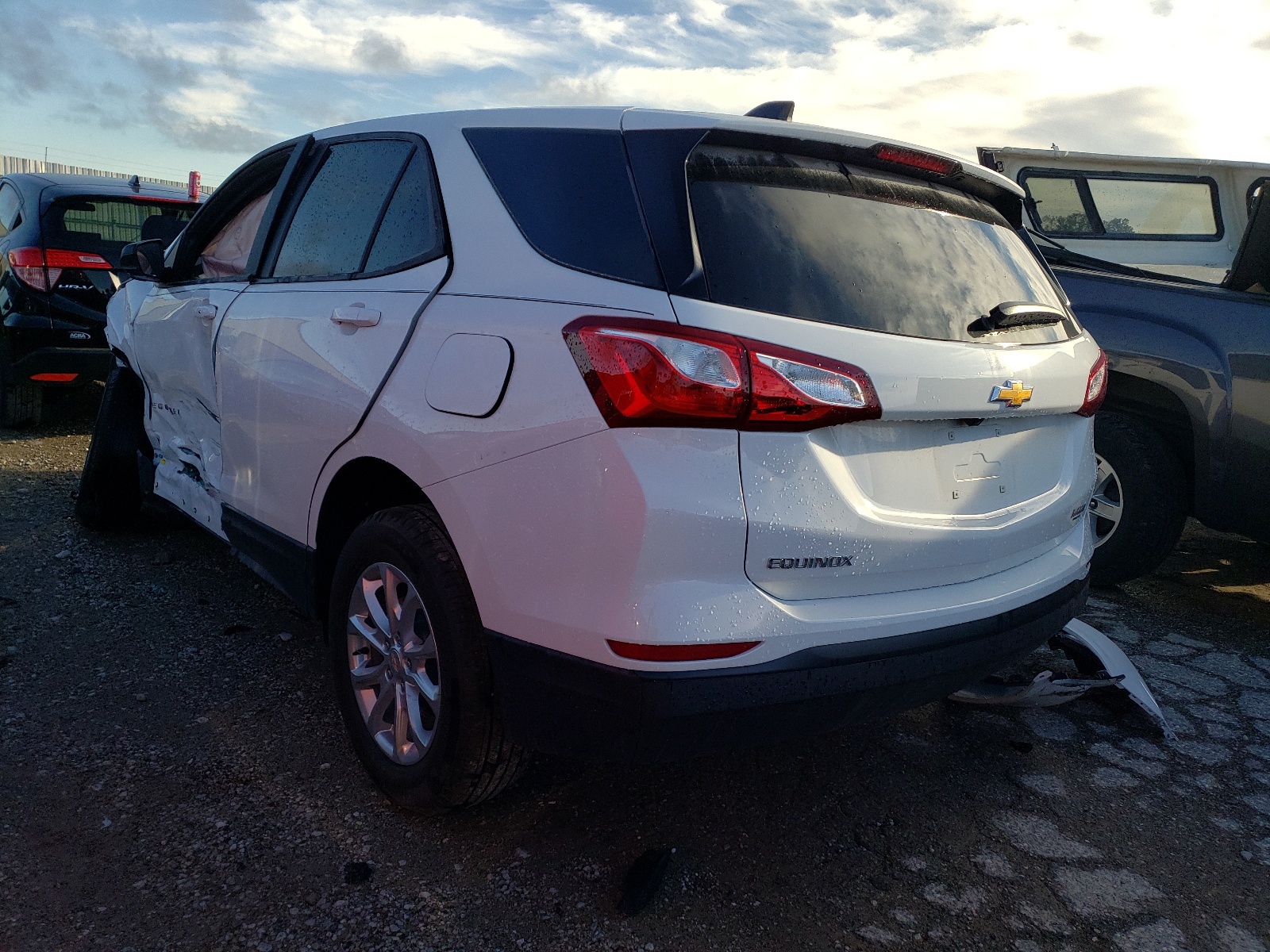 Photo 3 from auction – 2021 CHEVROLET EQUINOX LS with VIN 3GNAXHEV6MS176348