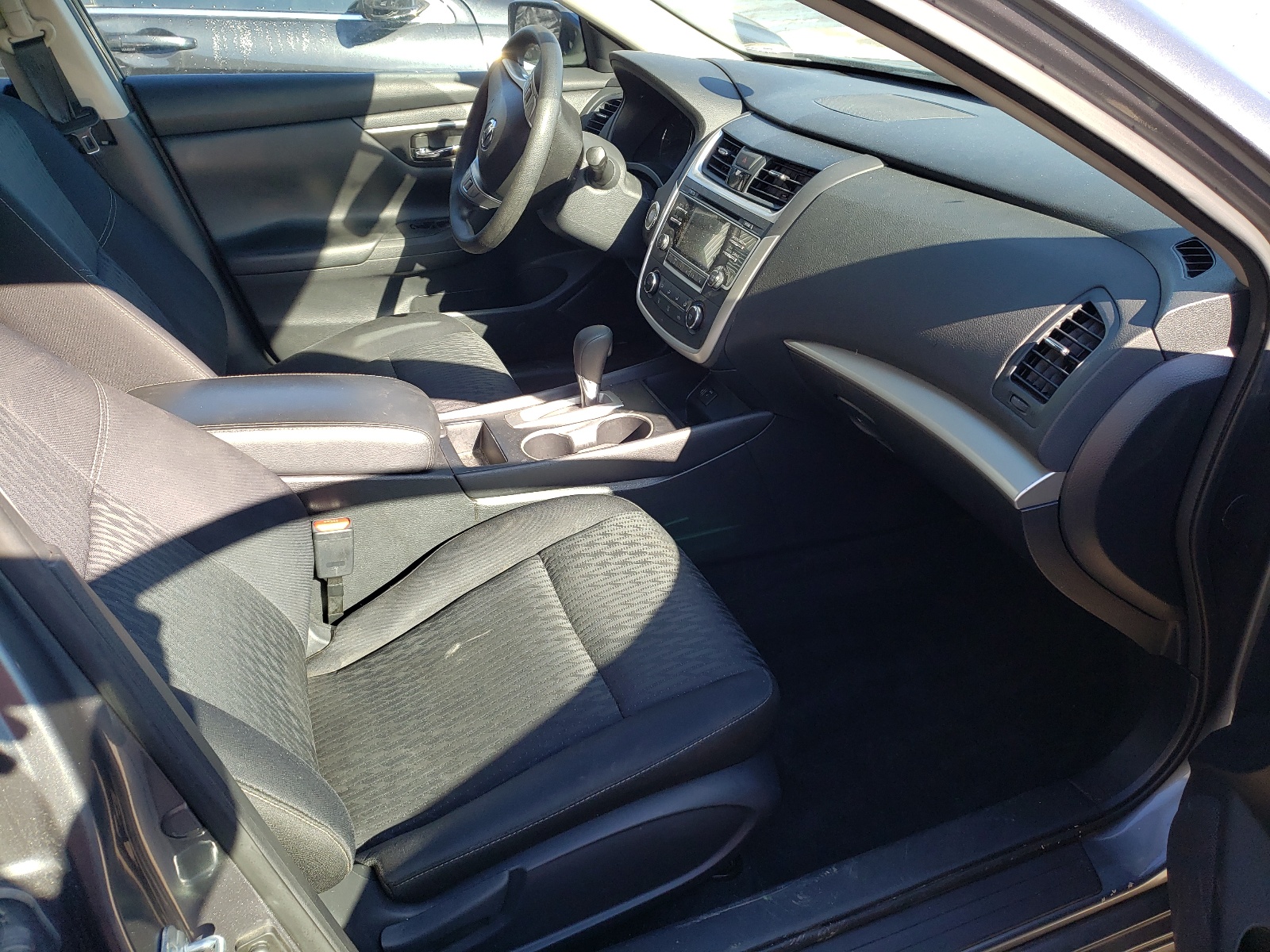 Photo 5 from auction – 2018 NISSAN ALTIMA 2.5 with VIN 1N4AL3AP9JC226536