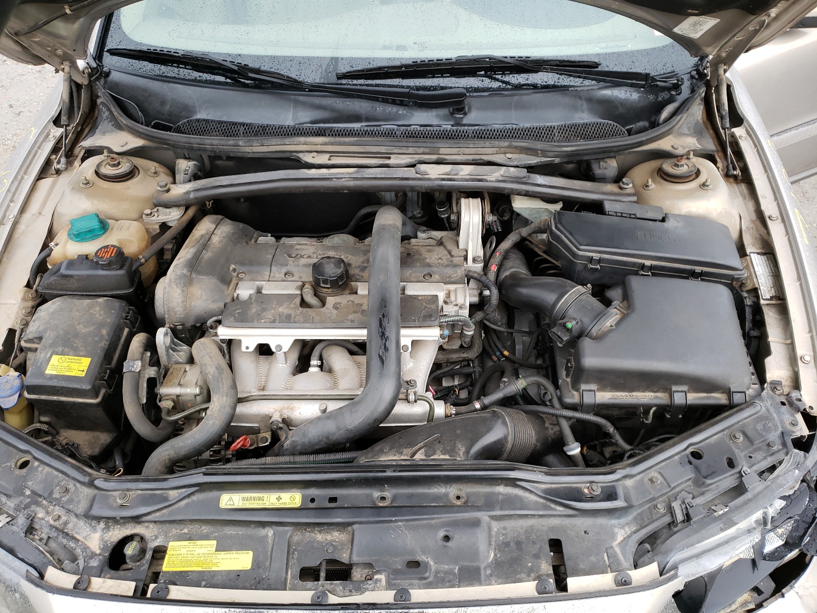 Photo 7 from auction – 2002 VOLVO S60 2.4T with VIN YV1RS58D822184126