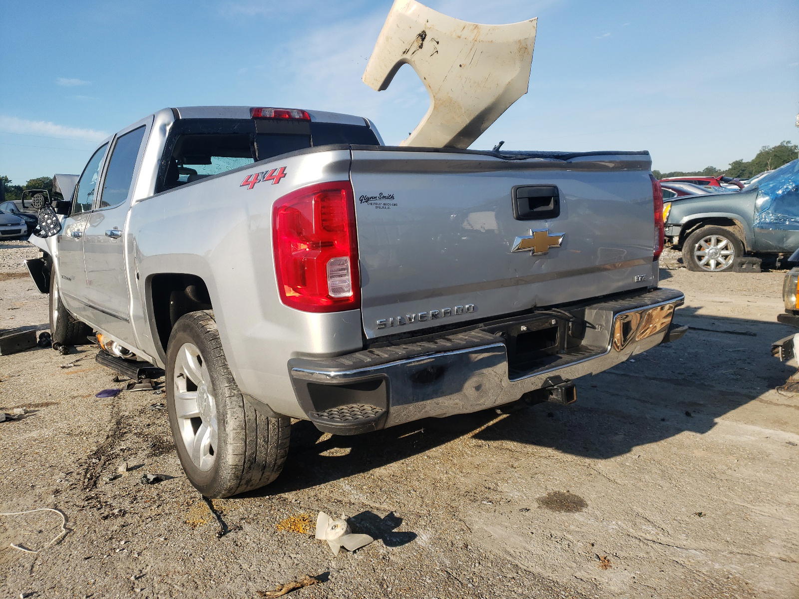 Photo 3 from auction – 2018 CHEVROLET SILVERADO with VIN 3GCUKSECXJG621544