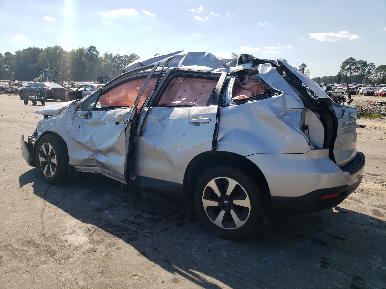 Photo 3 from auction – 2018 SUBARU FORESTER 2 with VIN JF2SJABC7JH417364