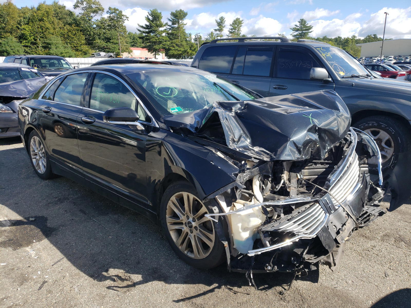 LINCOLN MKZ 2014 with VIN 3LN6L2J91ER819242 - Photo from auction