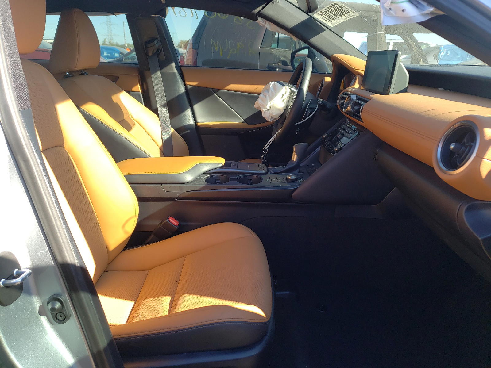 Photo 5 from auction – 2021 LEXUS IS 300 with VIN JTHC81F20M5046214