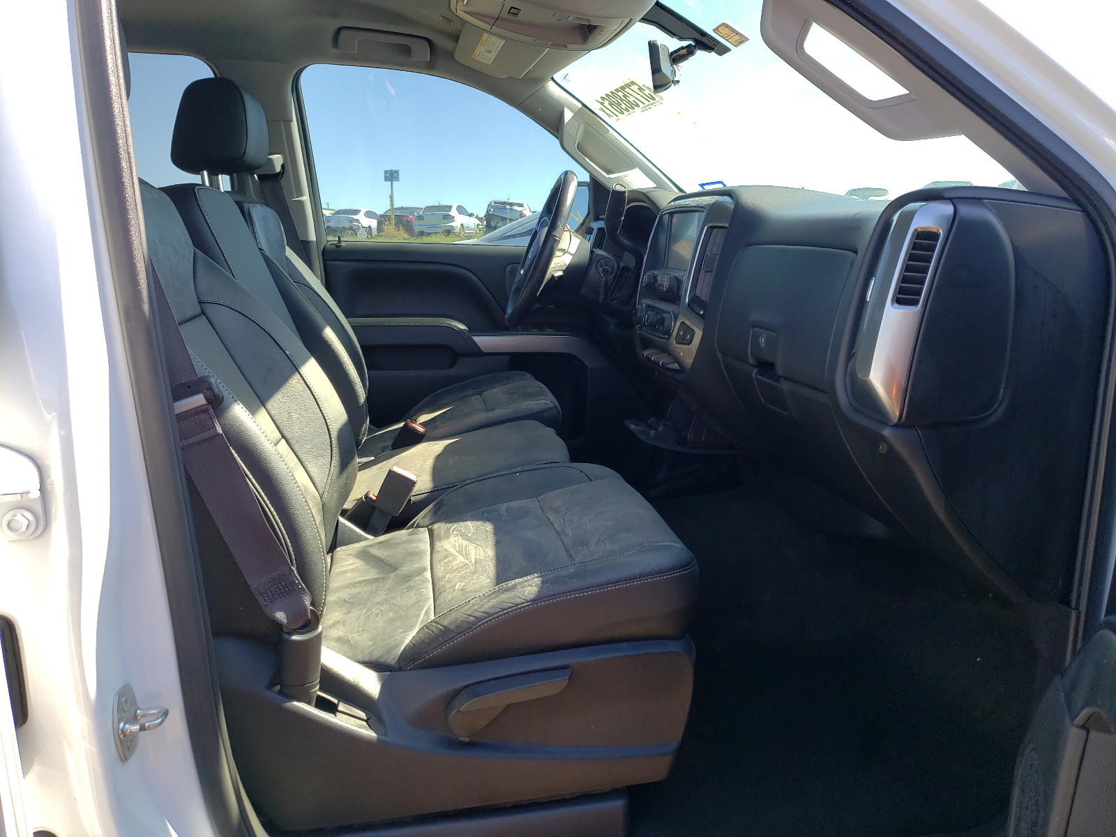 Photo 5 from auction – 2017 CHEVROLET SILVERADO with VIN 3GCPCREC8HG234763