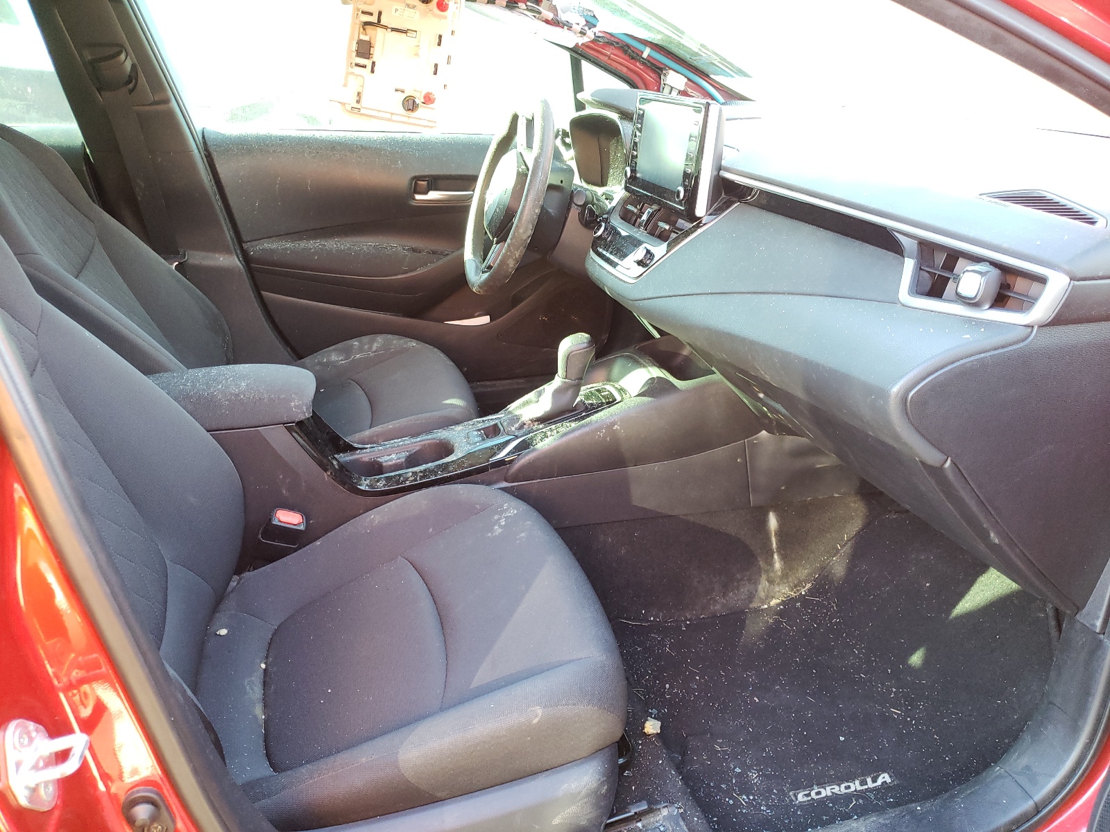 Photo 5 from auction – 2020 TOYOTA COROLLA LE with VIN 5YFHPRAE7LP016073