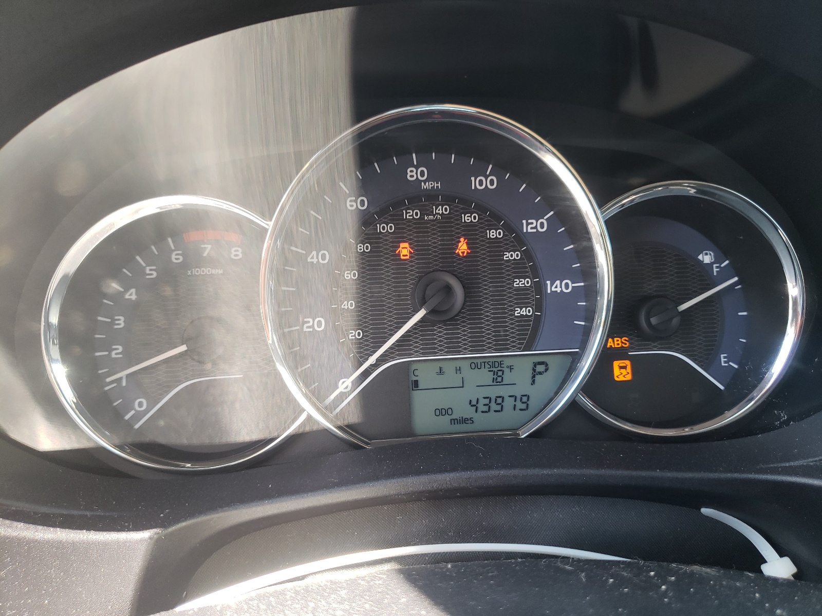 Photo 8 from auction – 2014 TOYOTA COROLLA L with VIN 2T1BURHE8EC148914