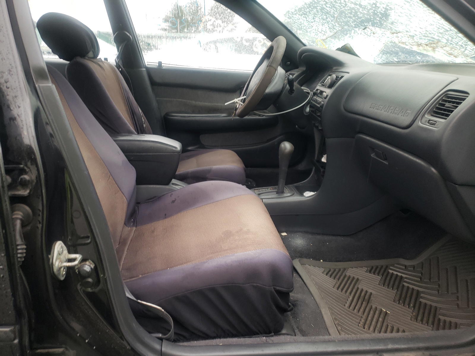 Photo 5 from auction – 1995 TOYOTA COROLLA LE with VIN 2T1AE09B6SC133347
