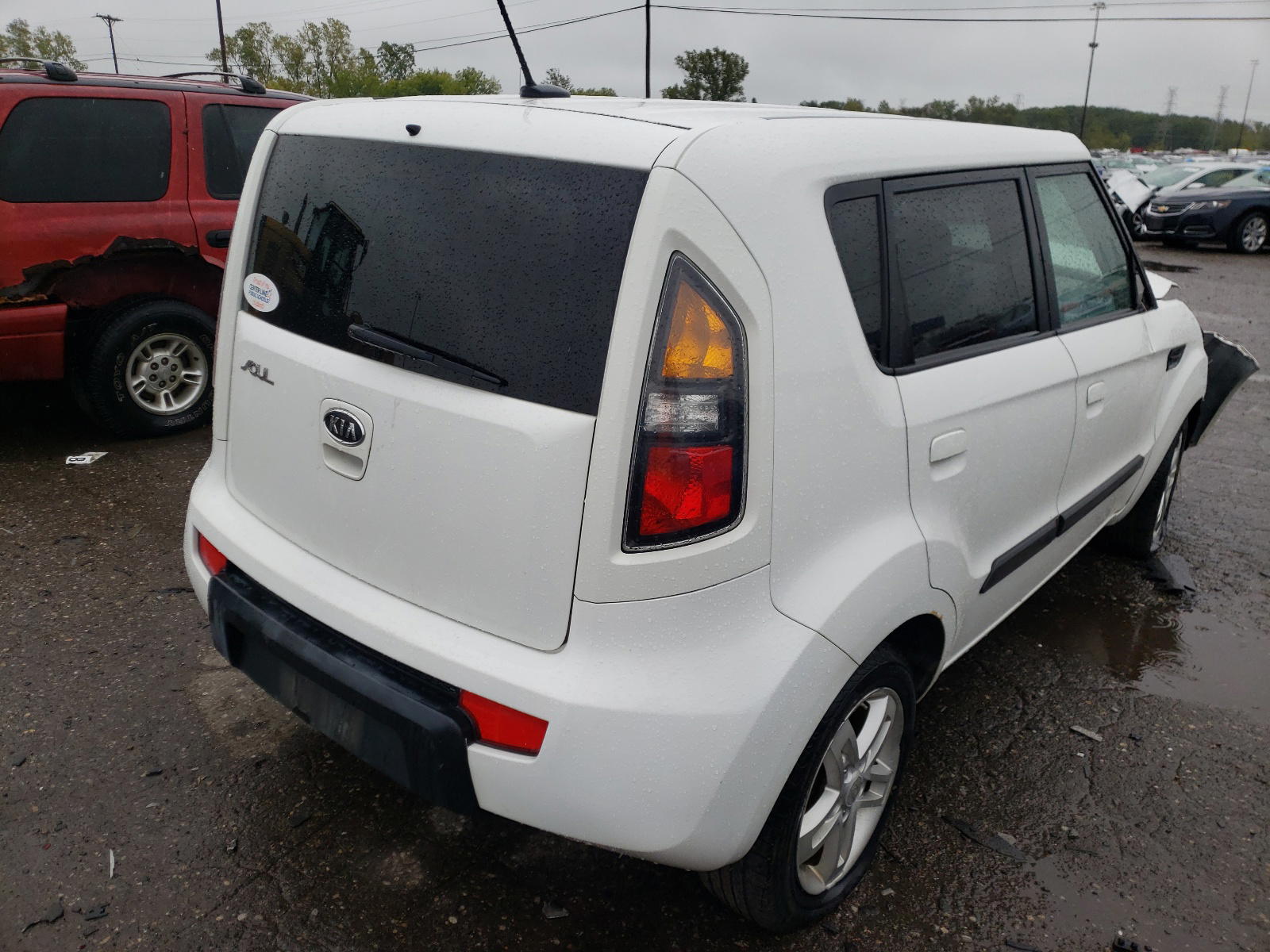Photo 4 from auction – 2010 KIA SOUL + with VIN KNDJT2A29A7056132