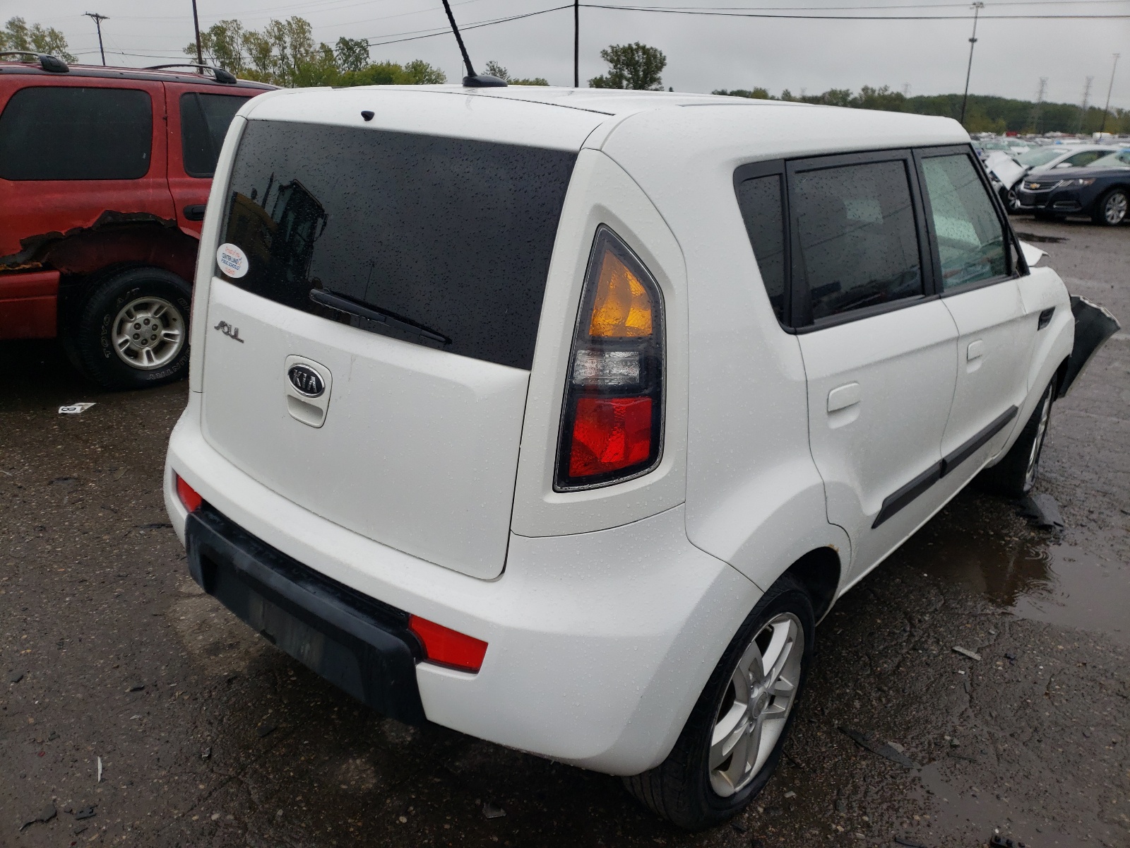 Zdjęcie 4 z aukcji – 2010 KIA SOUL + z VIN KNDJT2A29A7056132