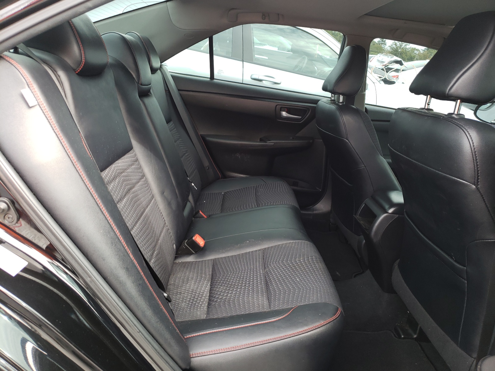 Photo 6 from auction – 2015 TOYOTA CAMRY LE with VIN 4T1BF1FK1FU059397