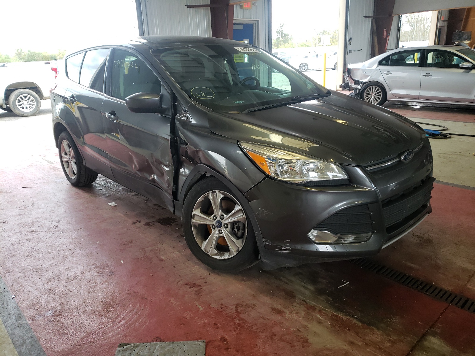 FORD ESCAPE SE 2016 with VIN 1FMCU9GX7GUA16932 - Photo from auction