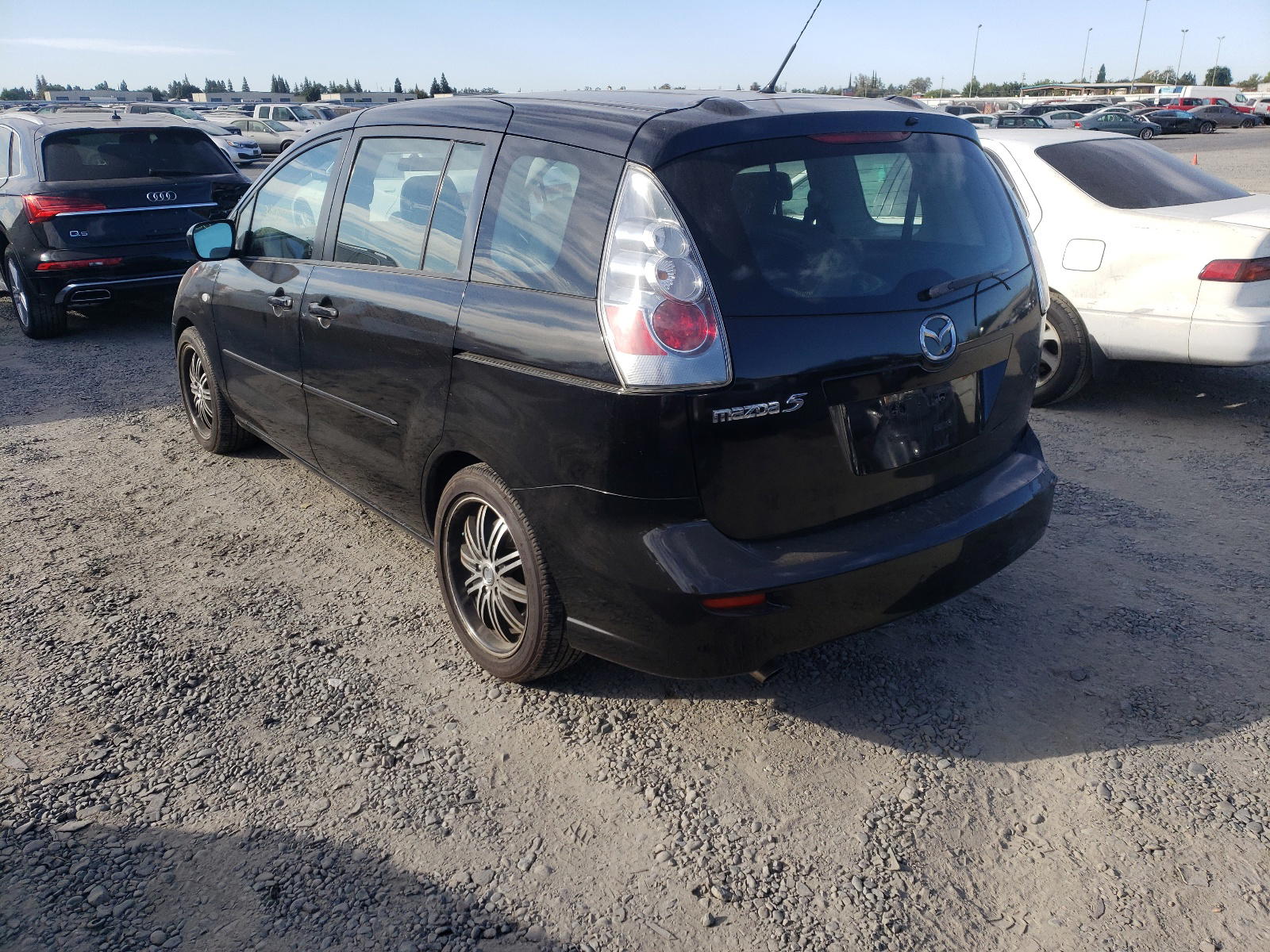 Photo 3 from auction – 2007 MAZDA 5 with VIN JM1CR293770136812