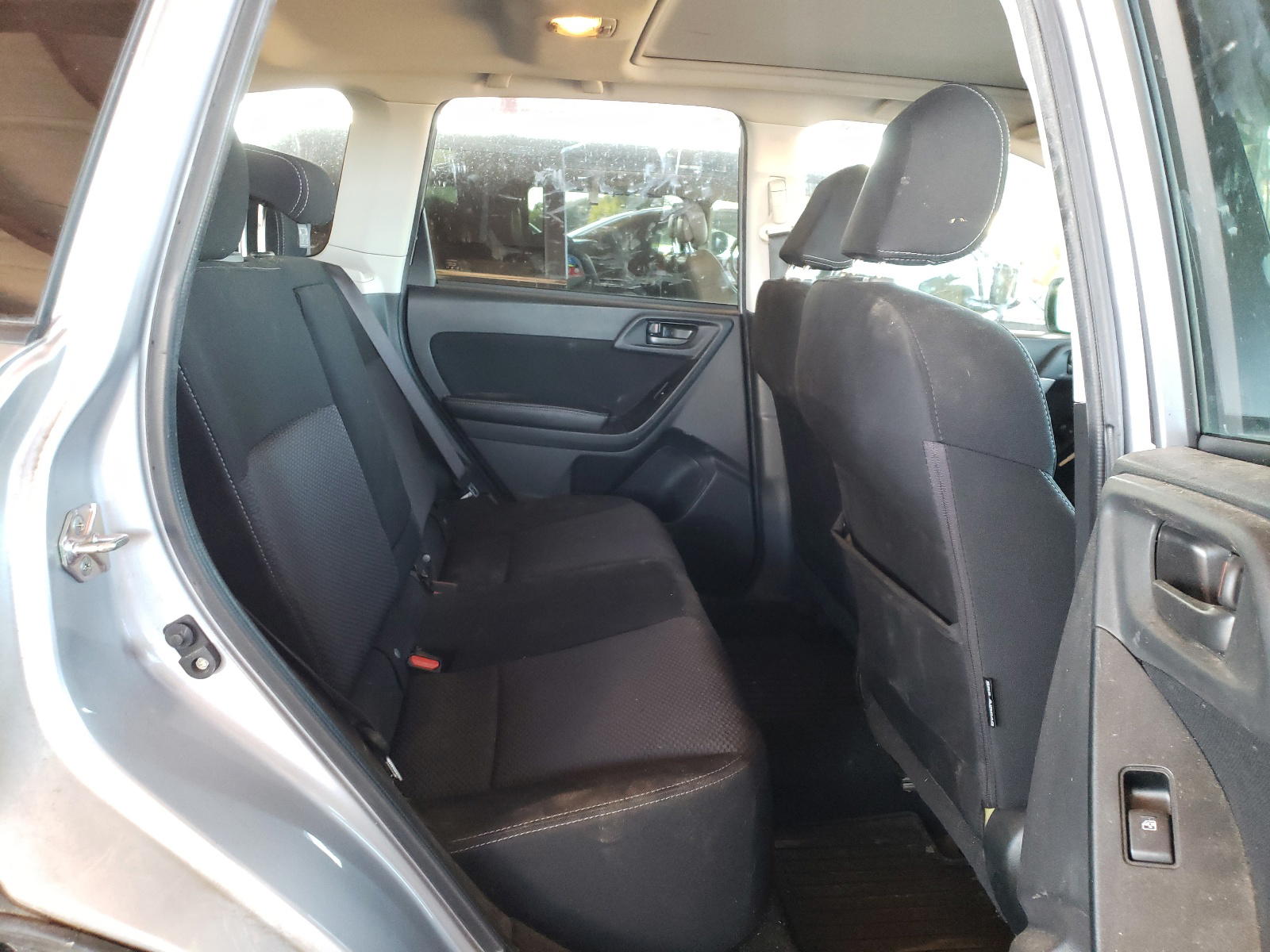 Photo 6 from auction – 2016 SUBARU FORESTER 2 with VIN JF2SJADC9GH413046
