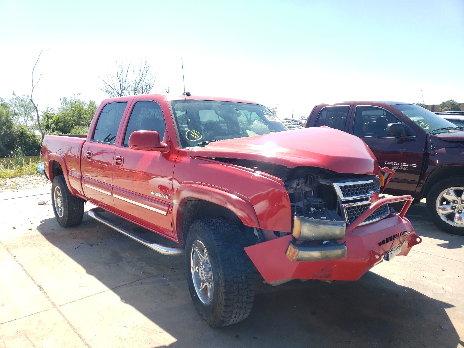 Foto 1 de la subasta – 2005 CHEVROLET SILVERADO con VIN 1GCHC23U25F841682
