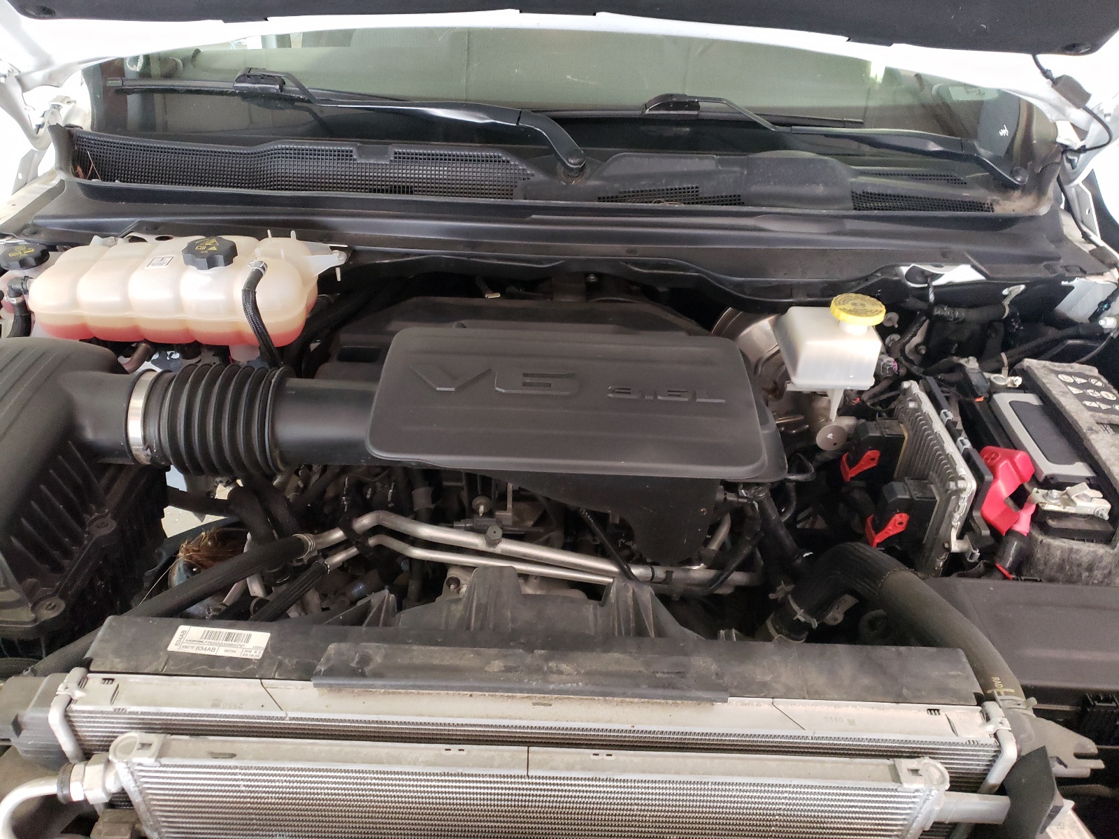 Photo 7 from auction – 2019 RAM 1500 BIG H with VIN 1C6RRFFG1KN695459