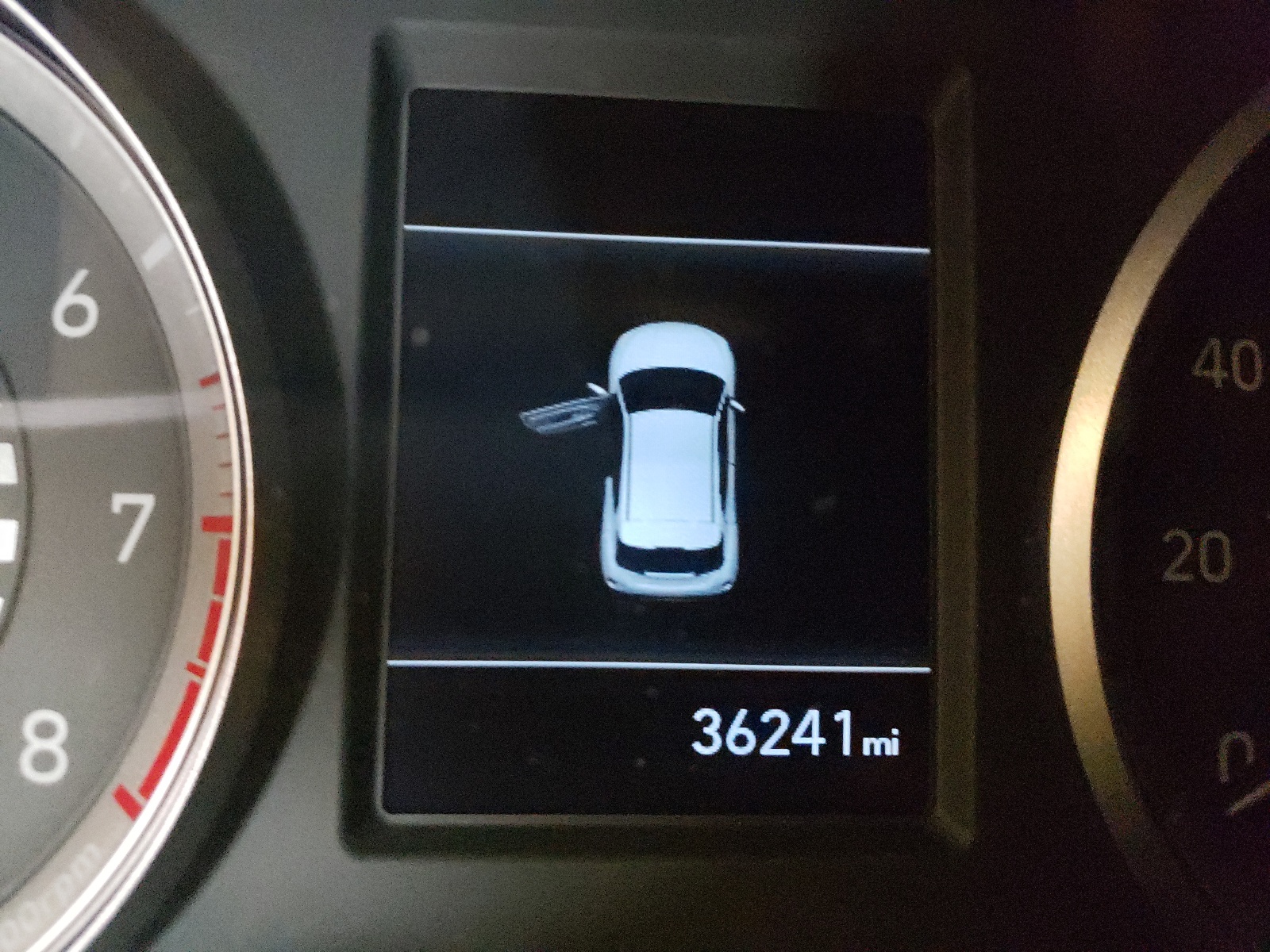 Photo 8 from auction – 2019 HYUNDAI VELOSTER B with VIN KMHTG6AF2KU016769
