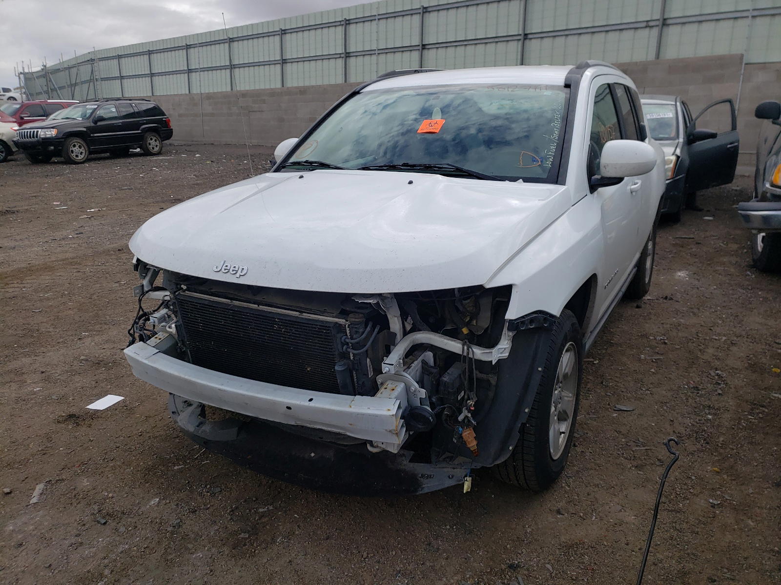 Photo 2 from auction – 2016 JEEP COMPASS LA with VIN 1C4NJCEA8GD620104