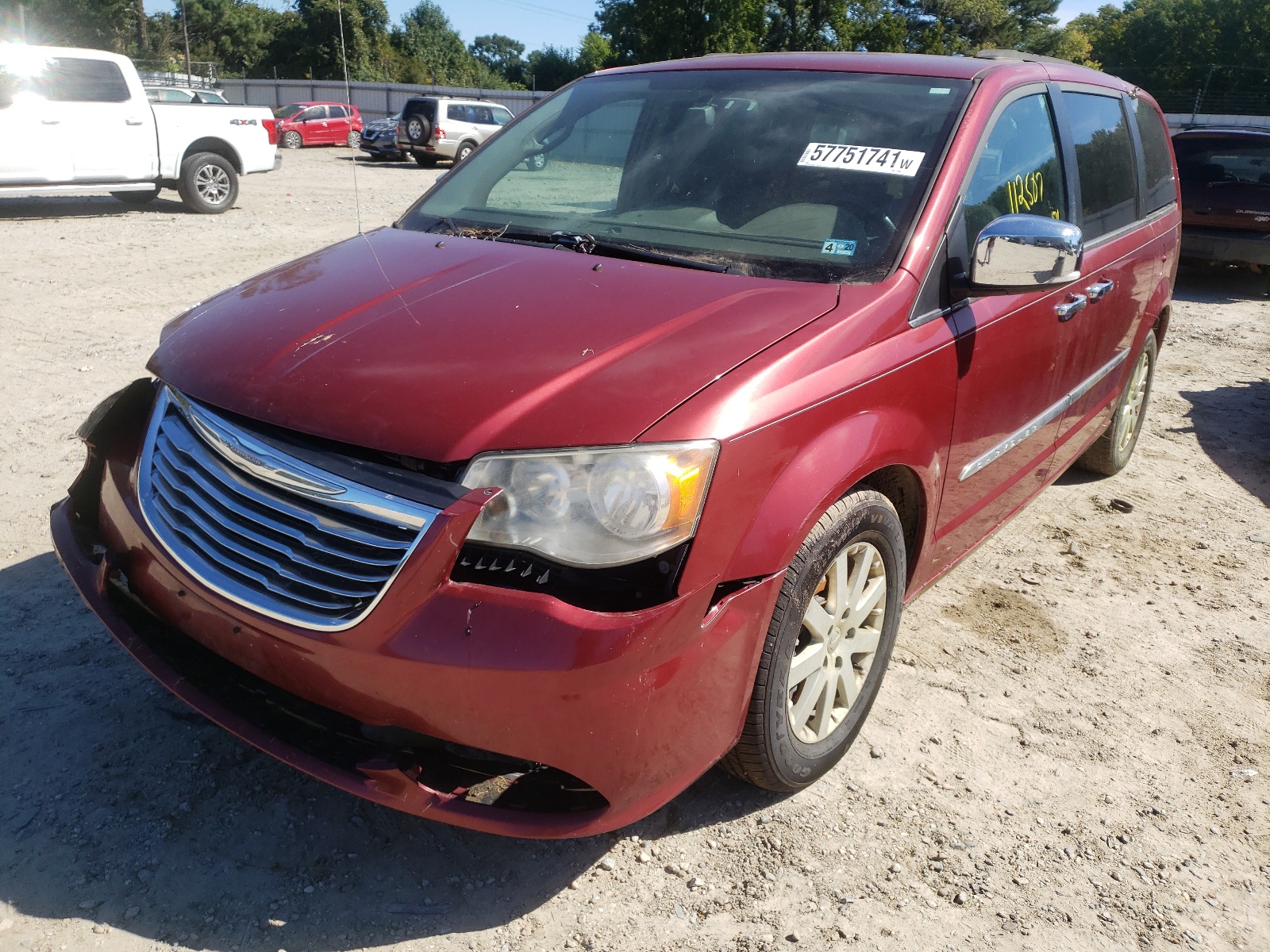 Photo 2 from auction – 2012 CHRYSLER TOWN & COU with VIN 2C4RC1CG9CR170882