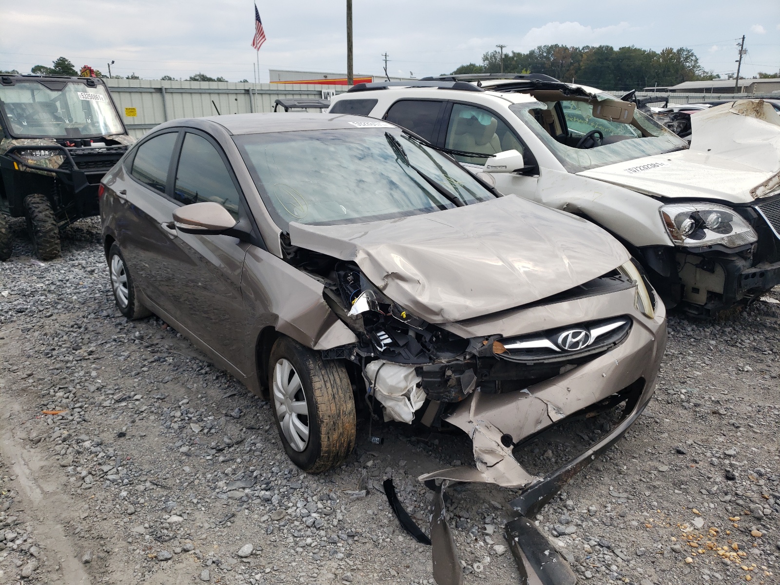 HYUNDAI ACCENT GLS 2014 with VIN KMHCT4AE1EU642552 - Photo from auction