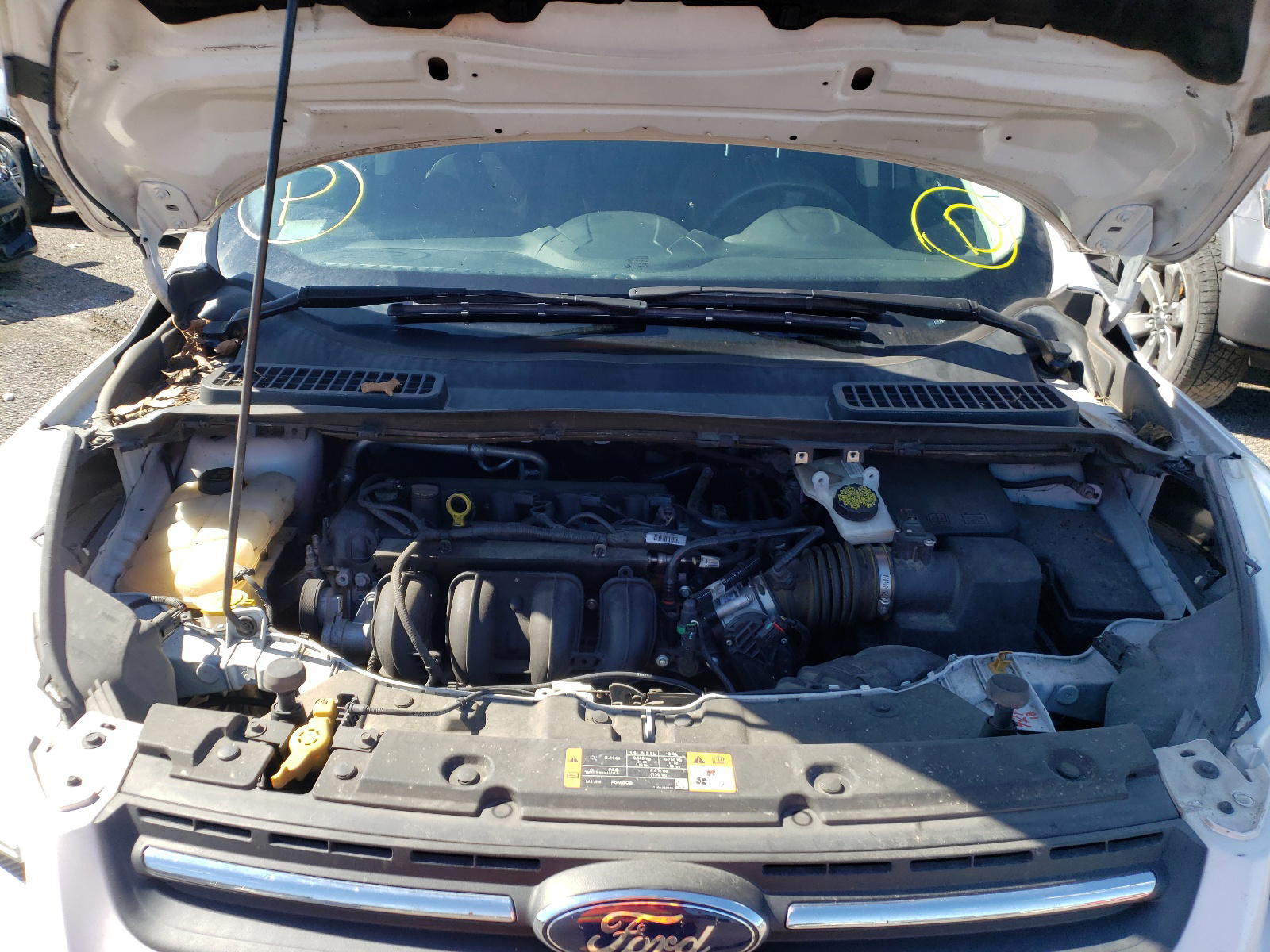 Photo 7 from auction – 2016 FORD ESCAPE with VIN 1FMCU0G75GUA94637