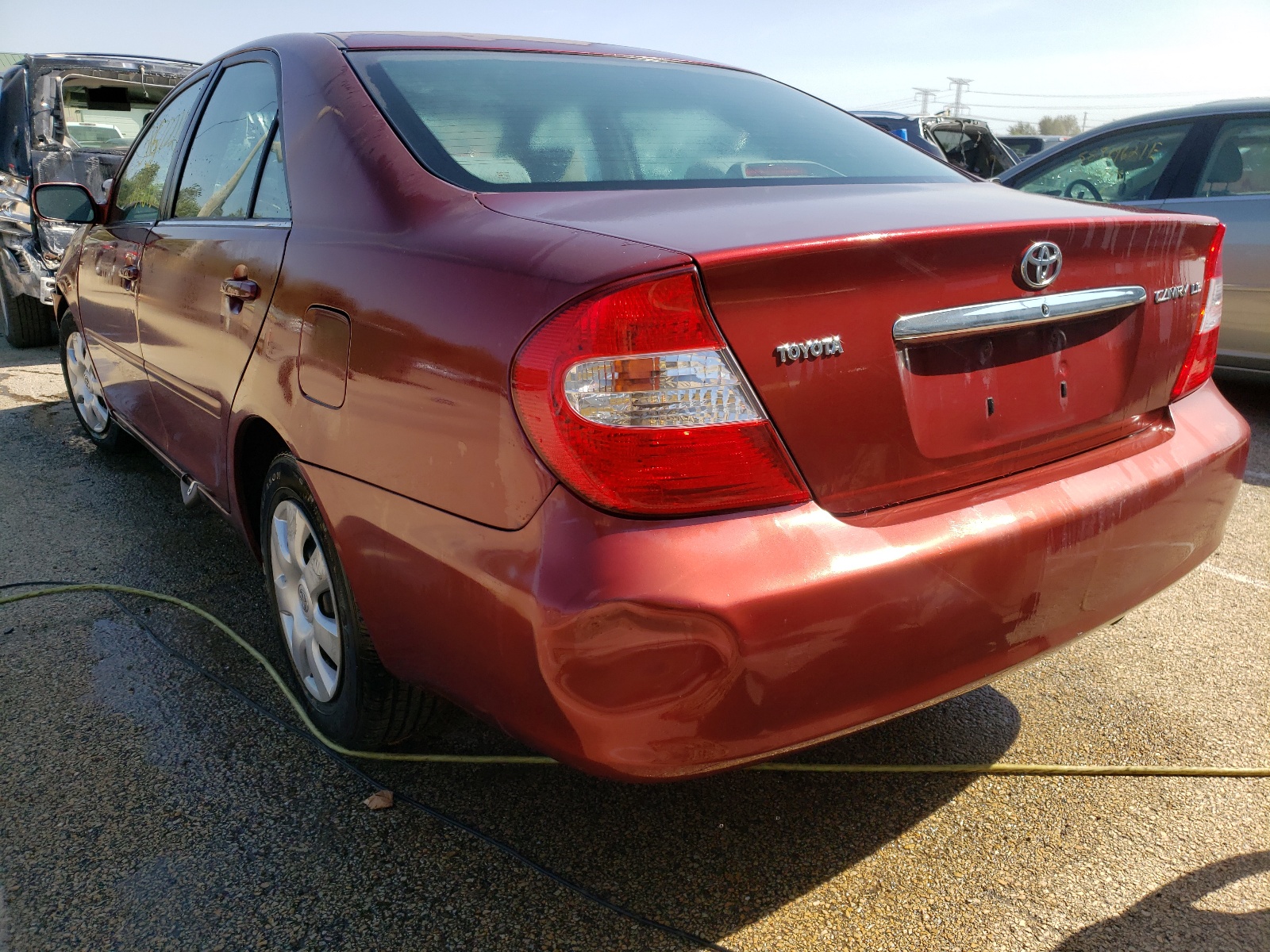 Photo 3 from auction – 2004 TOYOTA CAMRY LE with VIN 4T1BE32K04U369218