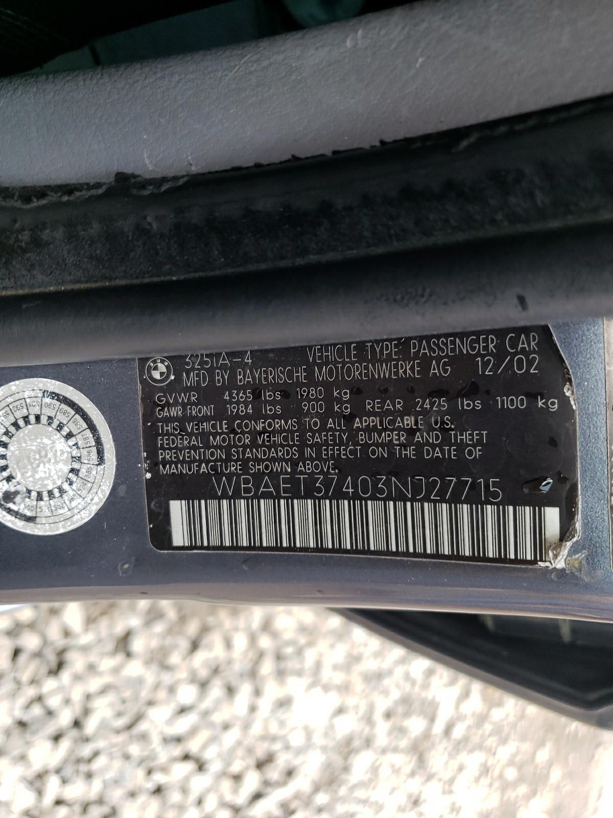 Photo 10 from auction – 2003 BMW 325 I with VIN WBAET37403NJ27715