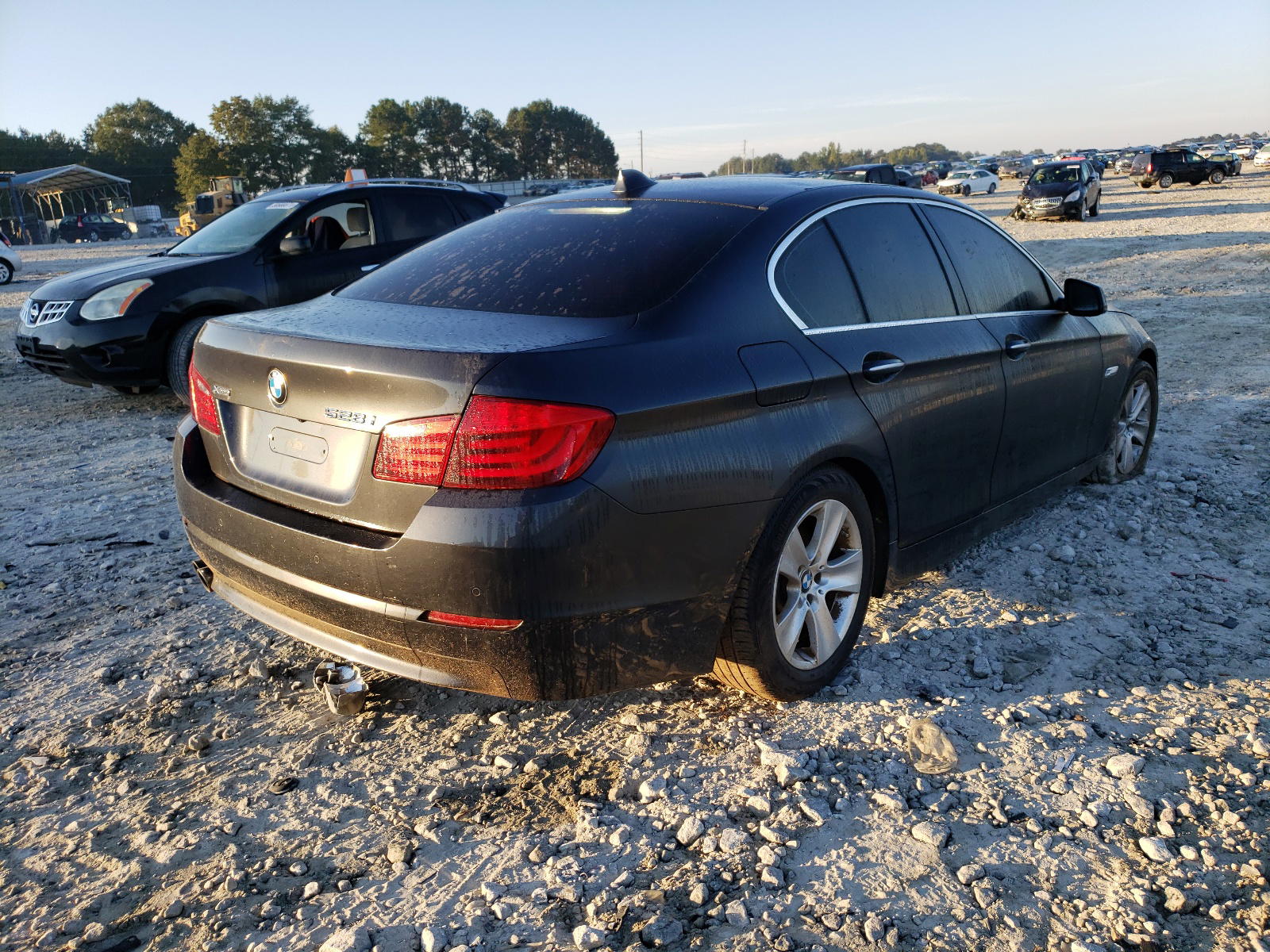 Photo 4 from auction – 2013 BMW 528 XI with VIN WBAXH5C55DD110405