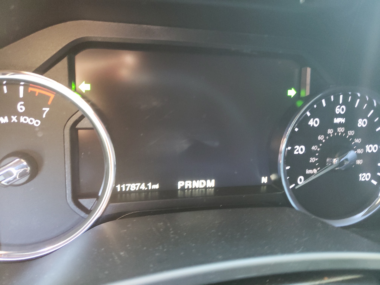 Photo 8 from auction – 2018 FORD EXPEDITION with VIN 1FMJK2ATXJEA35597