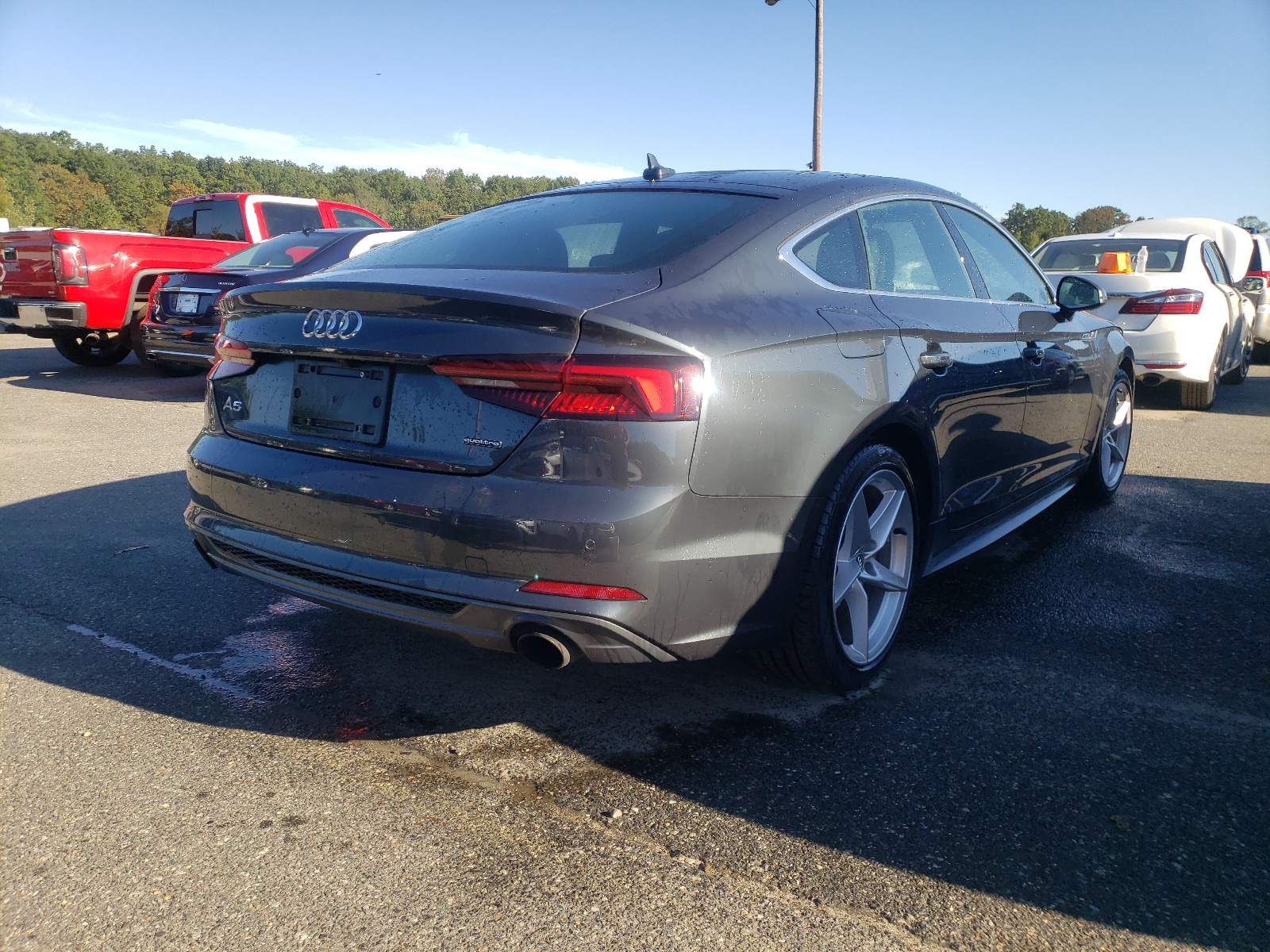 Photo 4 from auction – 2019 AUDI A5 PREMIUM with VIN WAUENCF51KA097490