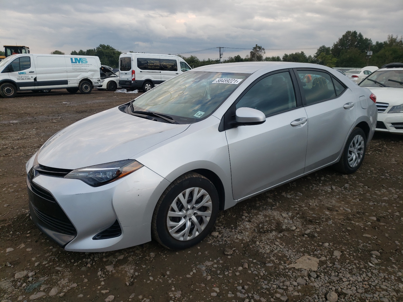 Photo 2 from auction – 2018 TOYOTA COROLLA L with VIN 2T1BURHE6JC104503