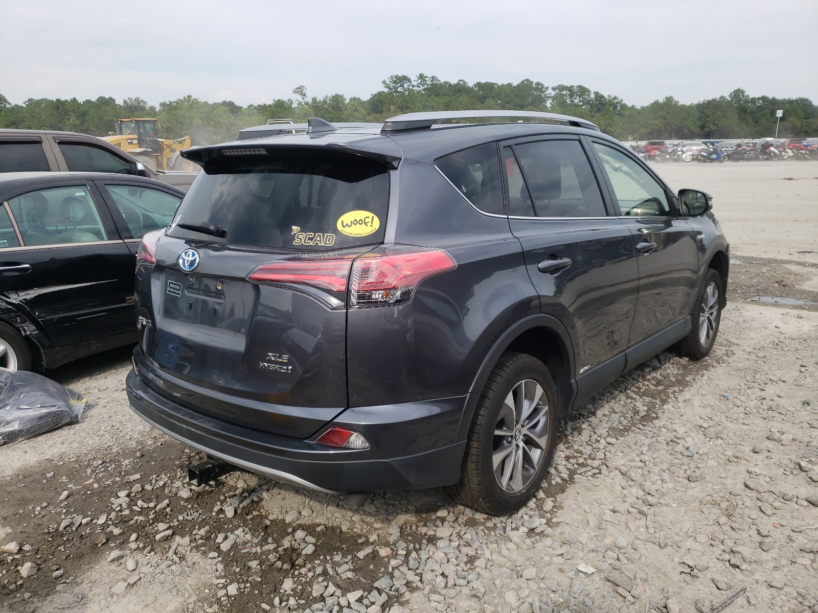 Photo 4 from auction – 2017 TOYOTA RAV4 HV LE with VIN JTMRJREV5HD079649