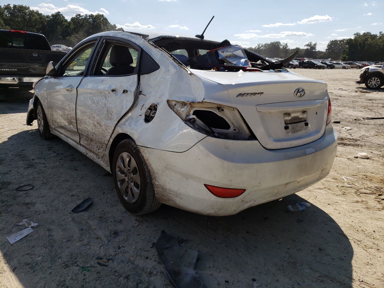 Photo 3 from auction – 2017 HYUNDAI ACCENT SE with VIN KMHCT4AE2HU272135