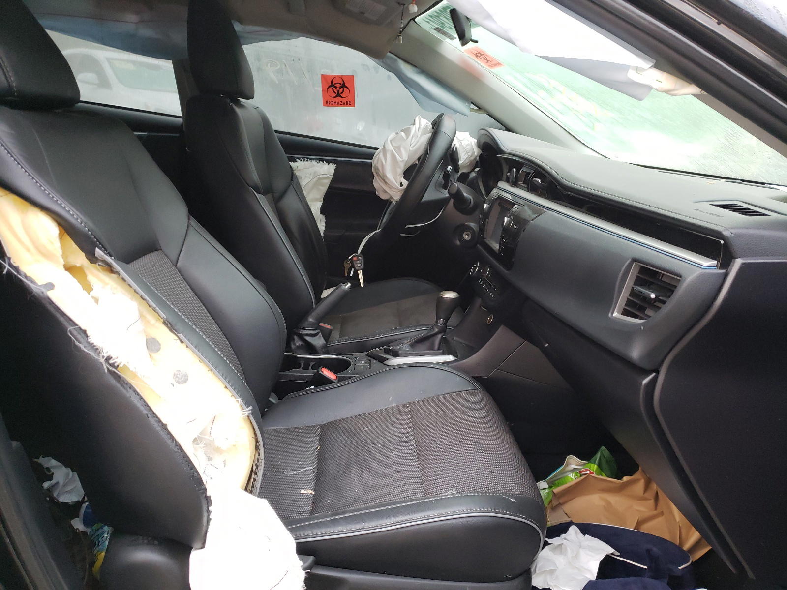 Photo 5 from auction – 2015 TOYOTA COROLLA L with VIN 2T1BURHEXFC416394