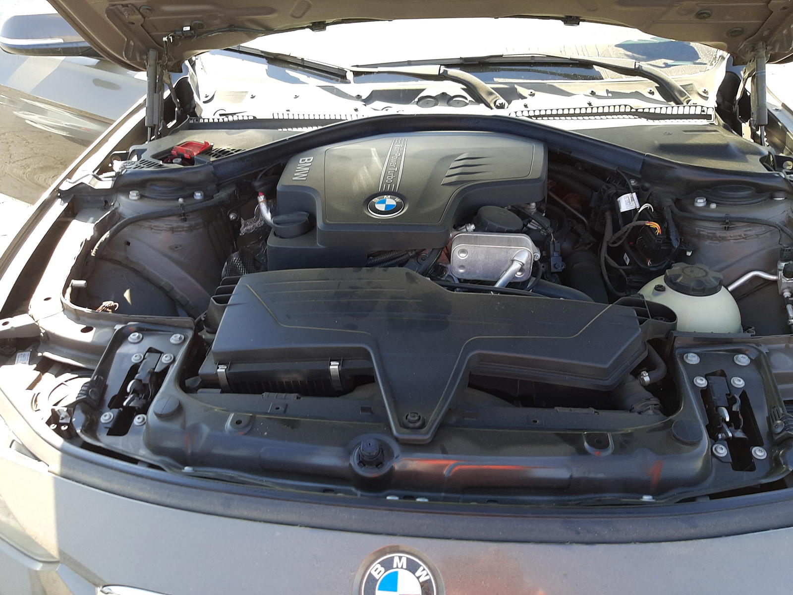 Photo 12 from auction – 2014 BMW 320 I with VIN WBA3B1C51EK132424