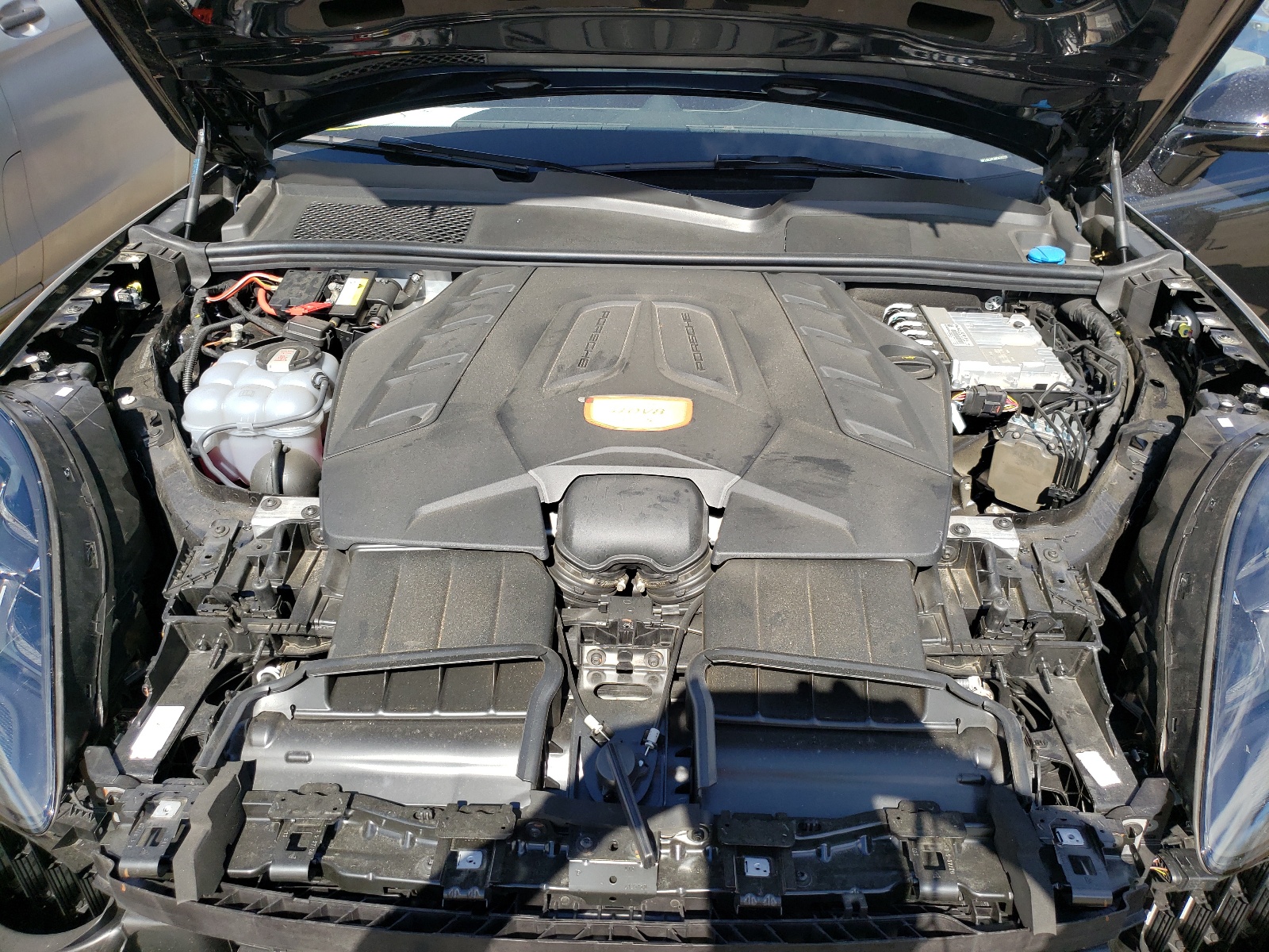Photo 7 from auction – 2021 PORSCHE CAYENNE GT with VIN WP1AG2AY3MDA34219