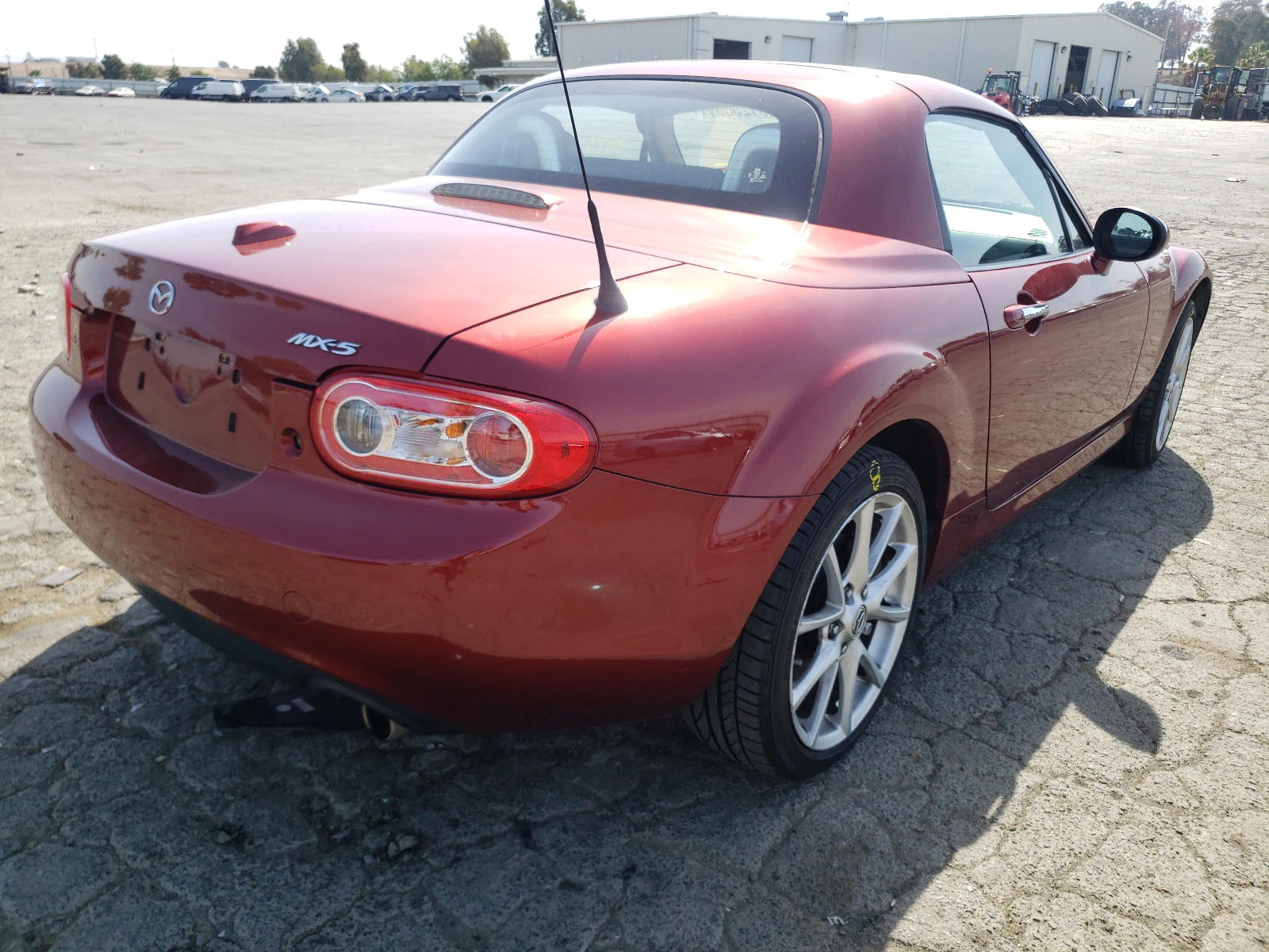Photo 4 from auction – 2011 MAZDA MX-5 MIATA with VIN JM1NC2PF9B0218606